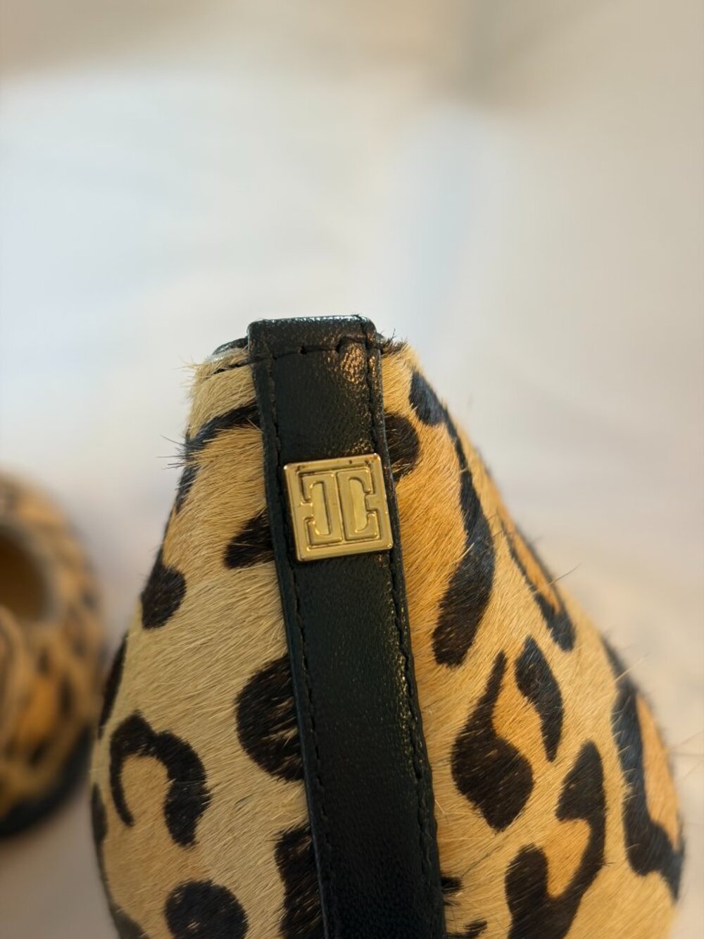 Ivanka Trump Cheetah Pumps Heels Size 8 1/2 - Picture 6 of 12